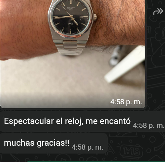 Reloj Tissot PRX en la muñeca de un cliente
